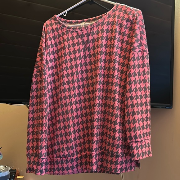 Dear Scarlett Tops - NWT Dear scarlett pink top